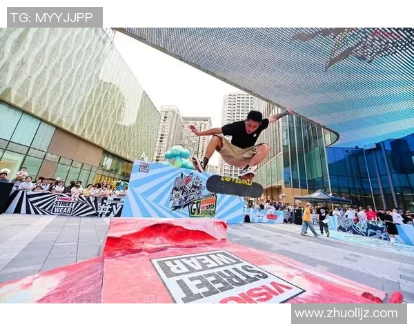 重庆极限运动队包夹策略的成败分析与体育发展探讨 重庆极限运动队包夹策略的成败分析与体育发展探讨