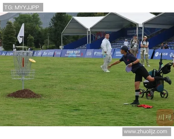 实时新闻深入分析成都飞盘队包夹战术的优势与应用策略 实时新闻深入分析成都飞盘队包夹战术的优势与应用策略